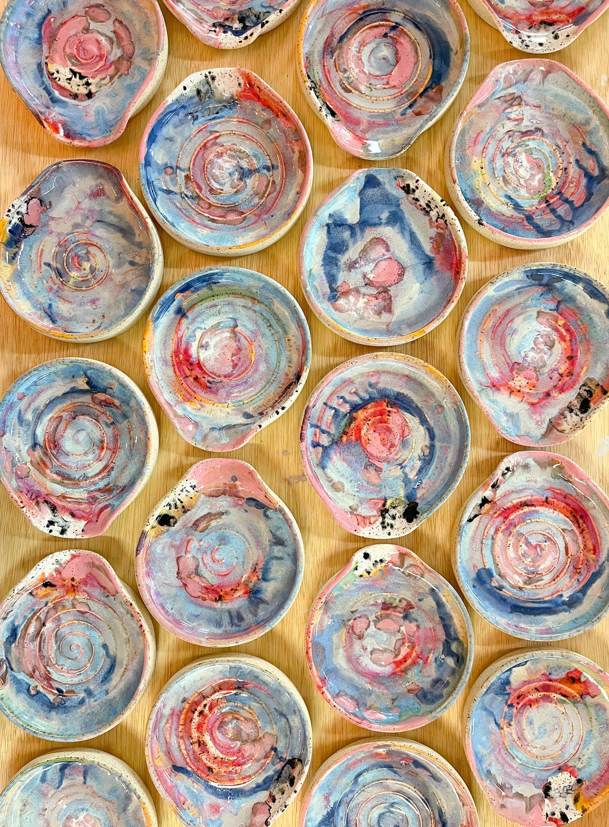 rainbow glaze spoon rest no.2